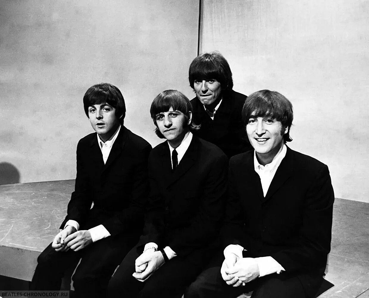 Битлз самое популярное слушать. The beatles 1966. the beatles in 1966. зе битлз. битлз фото.