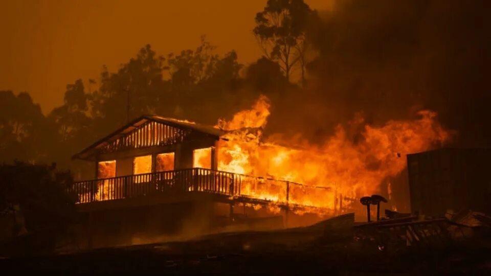 House is burning. Burning village. burn house. the burnt house.