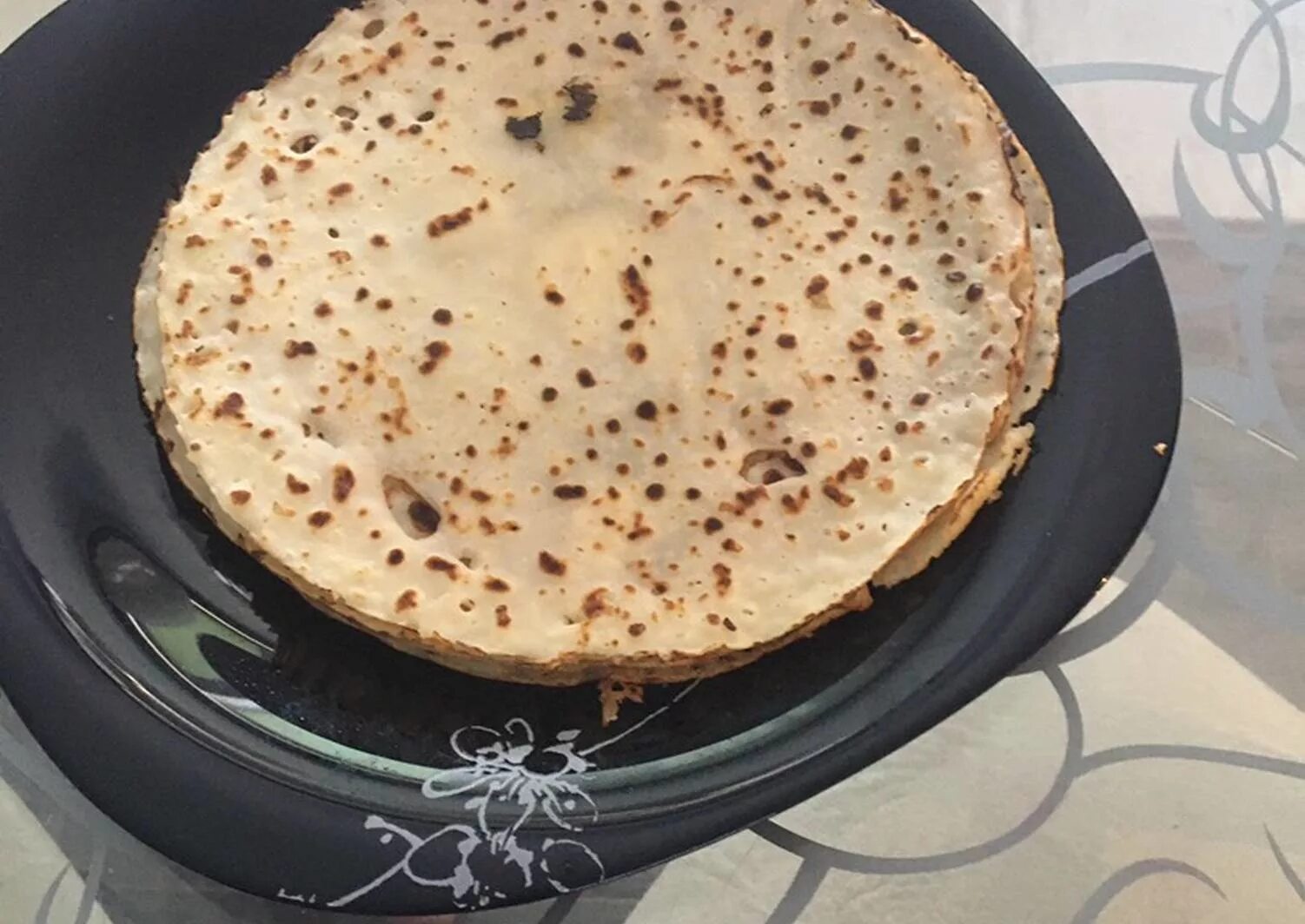 блины на сыворотке дырочками