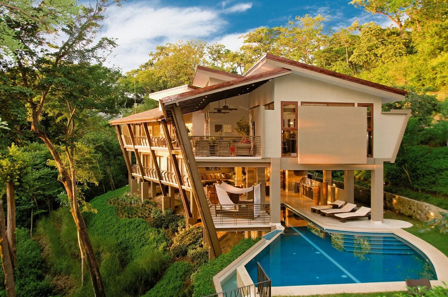Vacation secret house. Дома на ки уэст. Дом ки уэст. Майорка вилла камень. Пляжный дом.