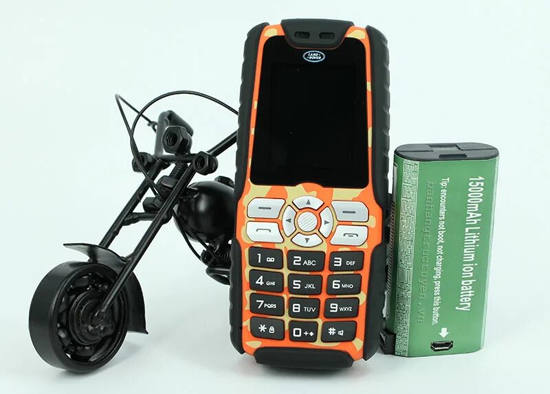 Купить телефон ленд ровер. Land Rover a8+. Land Rover xp7711. Телефон 9500 Mah Land Rover. Сотовый телефон Land Rover a8 Plus.