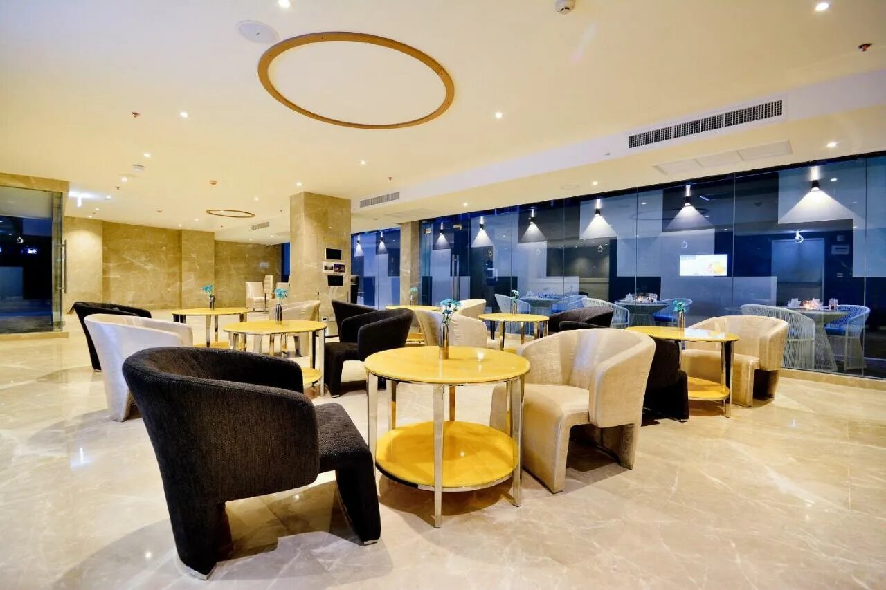 Central avenue hotel pattaya 4. Centara avenue hotel pattaya 4. Centra by centara avenue hotel pattaya. Centara nova hotel spa pattaya 4 центральная паттайя. Avenue hotel.