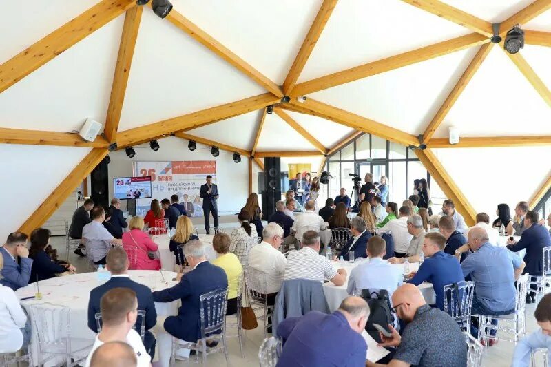 Радун геннадий рудольфович. Деловые солнечногорск. Деловые солнечногорск. Деловые солнечногорск. Глава березовского района красноярского края фото.