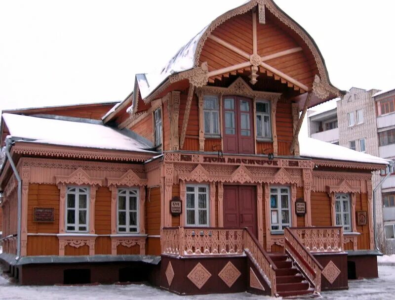 резные наличники. музей дом мастеров в калуге. музей мастеров калуга. музей народного искусства «дом мастеров». музей народного искусства дом мастеров калуга.