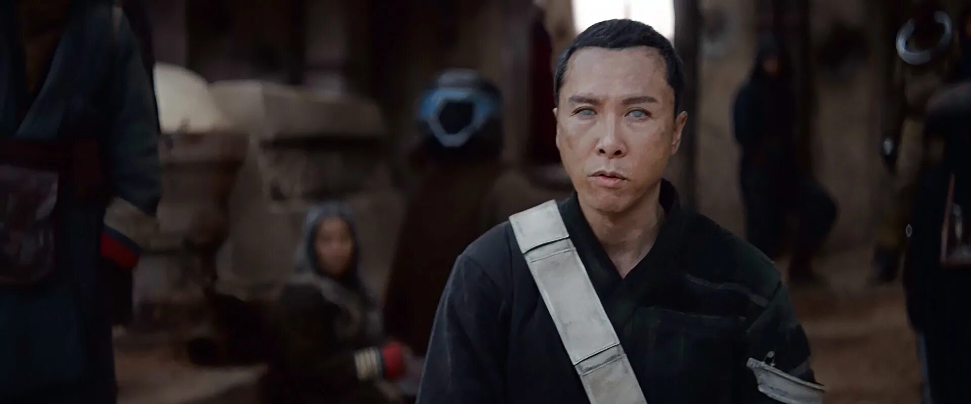 Сила живет во мне и я един с силой. Донни йен звездные войны. Сил тек. Я един с силой. Донни йен изгой один.