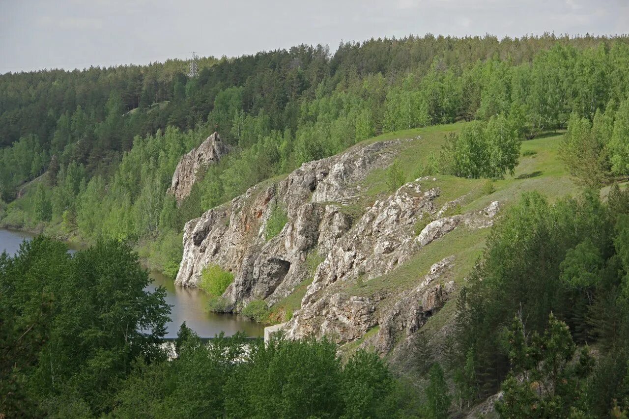 Сколько стоит сухой лог. Гора Балабушка сухой Лог. Гора три сестры сухой Лог. Сухой Лог Урал. Сухой Лог реки Свердловская область.