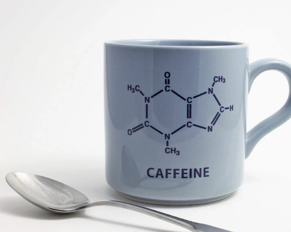 Кружка химия. Химия Кружка кофеин. Кофе Caffeine. Коралл кружки кофеин.