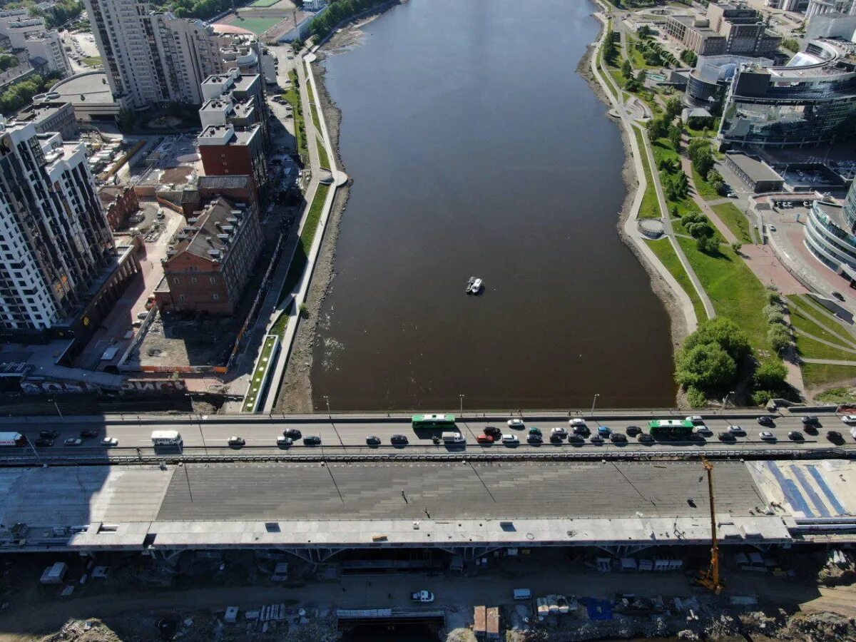 Макаровский мост. Макаровский мост. Макаровский мост. Макаровский мост екатеринбург. Вид на макаровский мост екатеринбург.