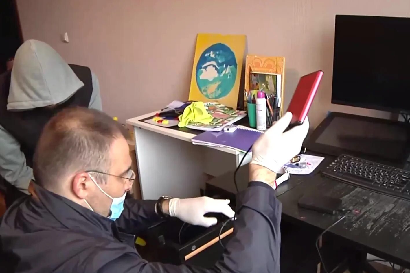 Пацаны хозяева вк. Михаил поляков фсб. Раб и хозяин телеграм. Задержания в москве сегодня. Ноги парня пассива.