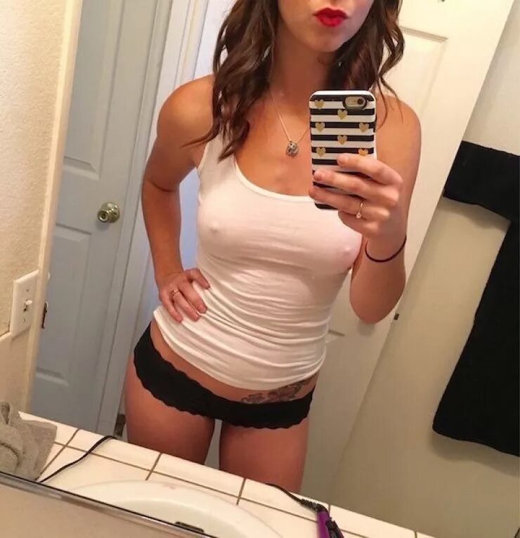 Only selfies. кливидж селфи.