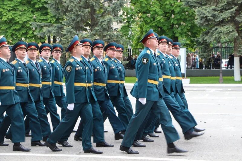 Саратовский военный ордена Жукова Краснознаменный институт. Саратовский институт ВНГ. Институт Саратовский военный институт войск национальной гвардии РФ. Саратов Краснознаменный военный институт. Новосибирский ордена жукова военный институт