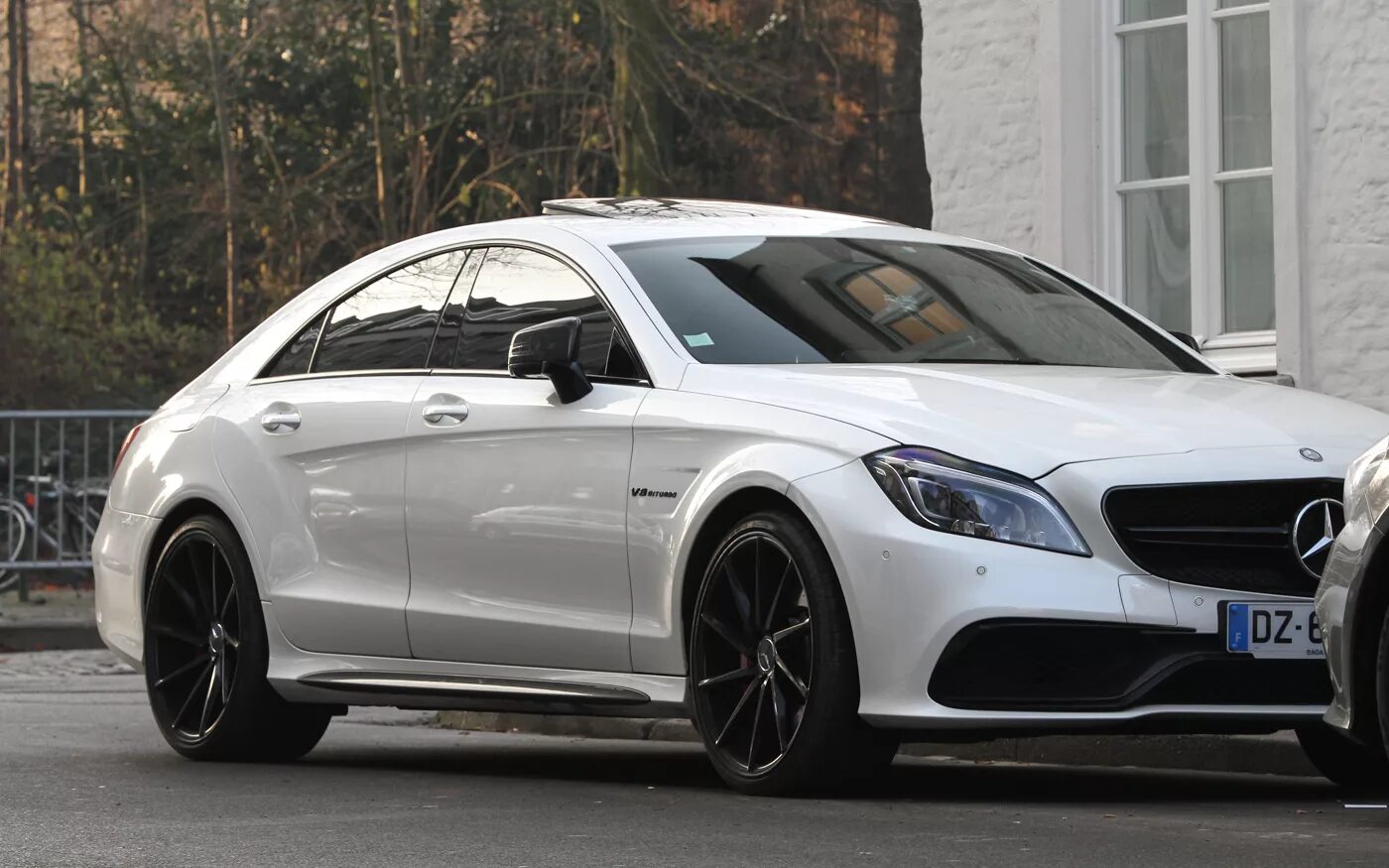 Mercedes amg cls63 s. Мерседес цлс 63 s амг. Mercedes cls 63 amg. Мерседес цлс 63 s амг. Mercedes cls 63 2014.