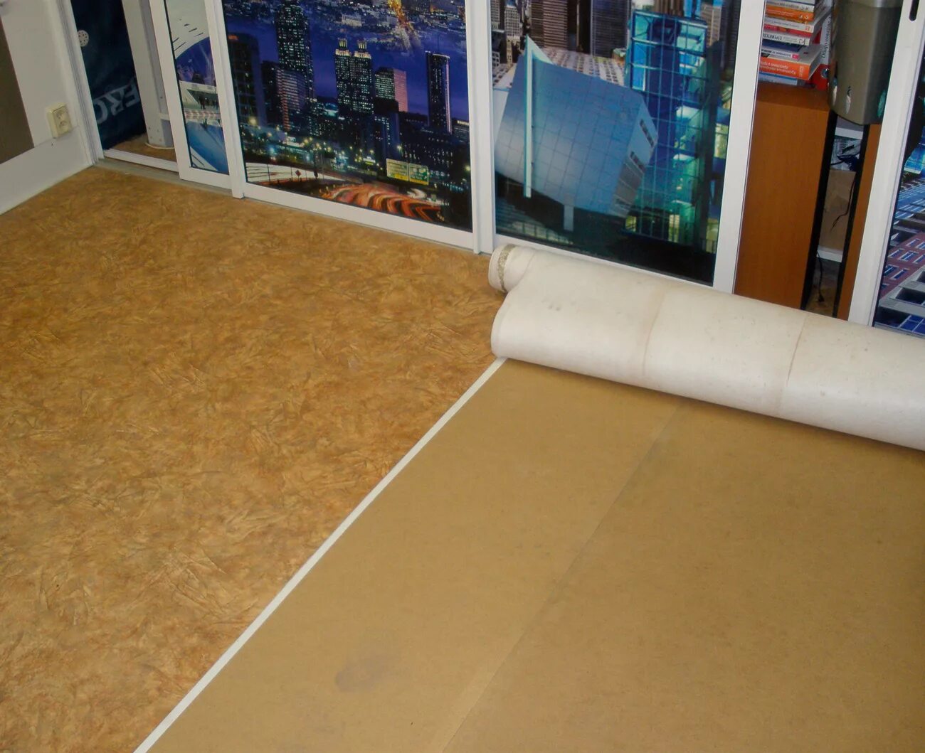 Дсп 1220*600 16мм шпунтованная по лагам. Линолеум на дсп. Оргалит двп 2140х1220х3 мм. Линолеум на дсп. Шумоизоляция под линолеум на деревянный пол.