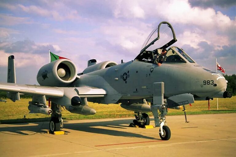 Fairchild a-10a Thunderbolt II 962. A-10 Thunderbolt. A-10a Thunderbolt II N/WA. 10. 3a 10b 2