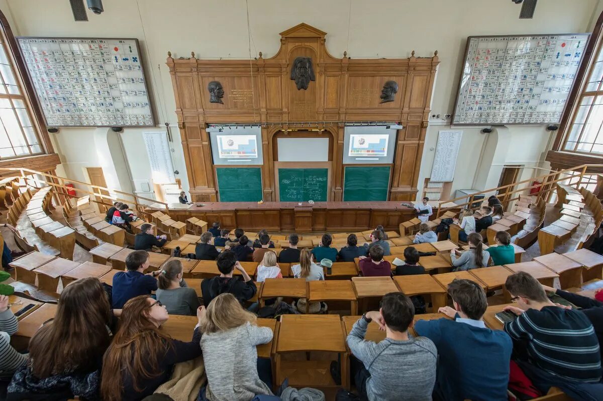 Политех Петра Великого СПБ аудитории. СПБПУ политехнический институт. СПБГУ университет Санкт-Петербург. Санкт-Петербургский государственный университет внутри. Государственный институт просвещения