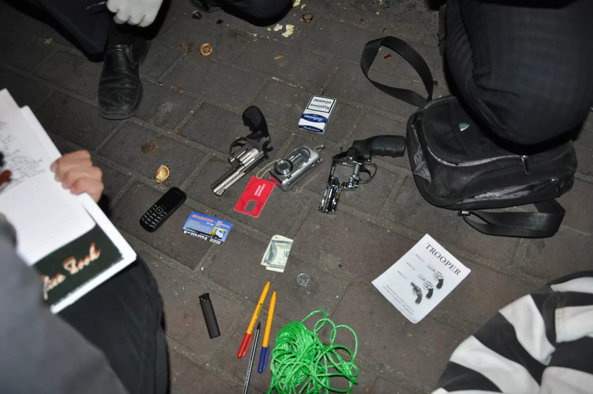 Осмотр места происшествия кража. Осмотр места происшествия грабеж. Осмотр места происшетви. План расследования разбоя. Освидетельствование криминалистика.