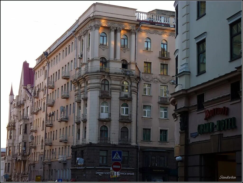 москва благовещенская 5. добрынинский, москва, благовещенский переулок, 5. благовещенский переулок райкин. москва, тверская ул. благовещенский переулок, 5 станция метро.