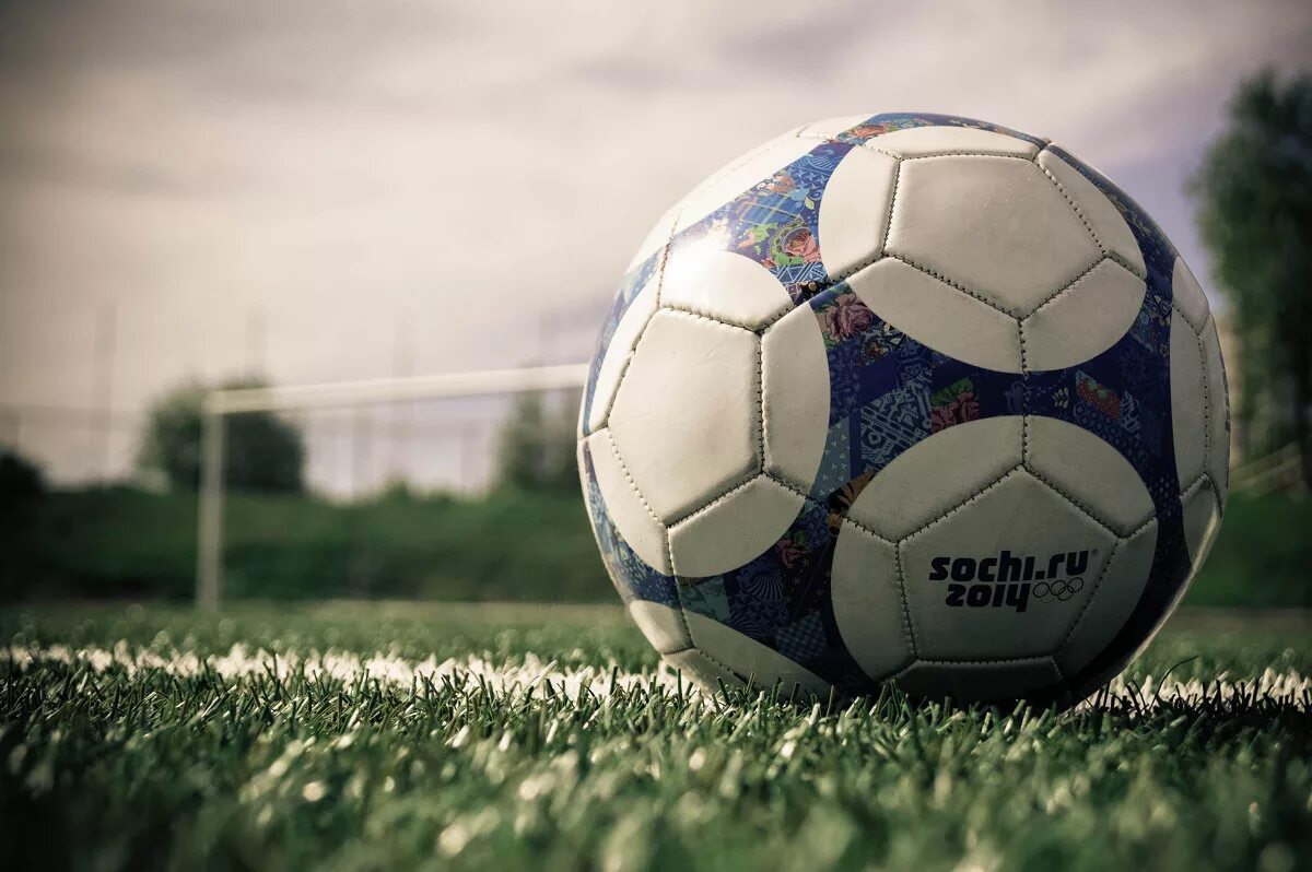 футбол. барселона презентация. я люблю футбол рисунок. цитаты про футбол. надпись я люблю футбол.