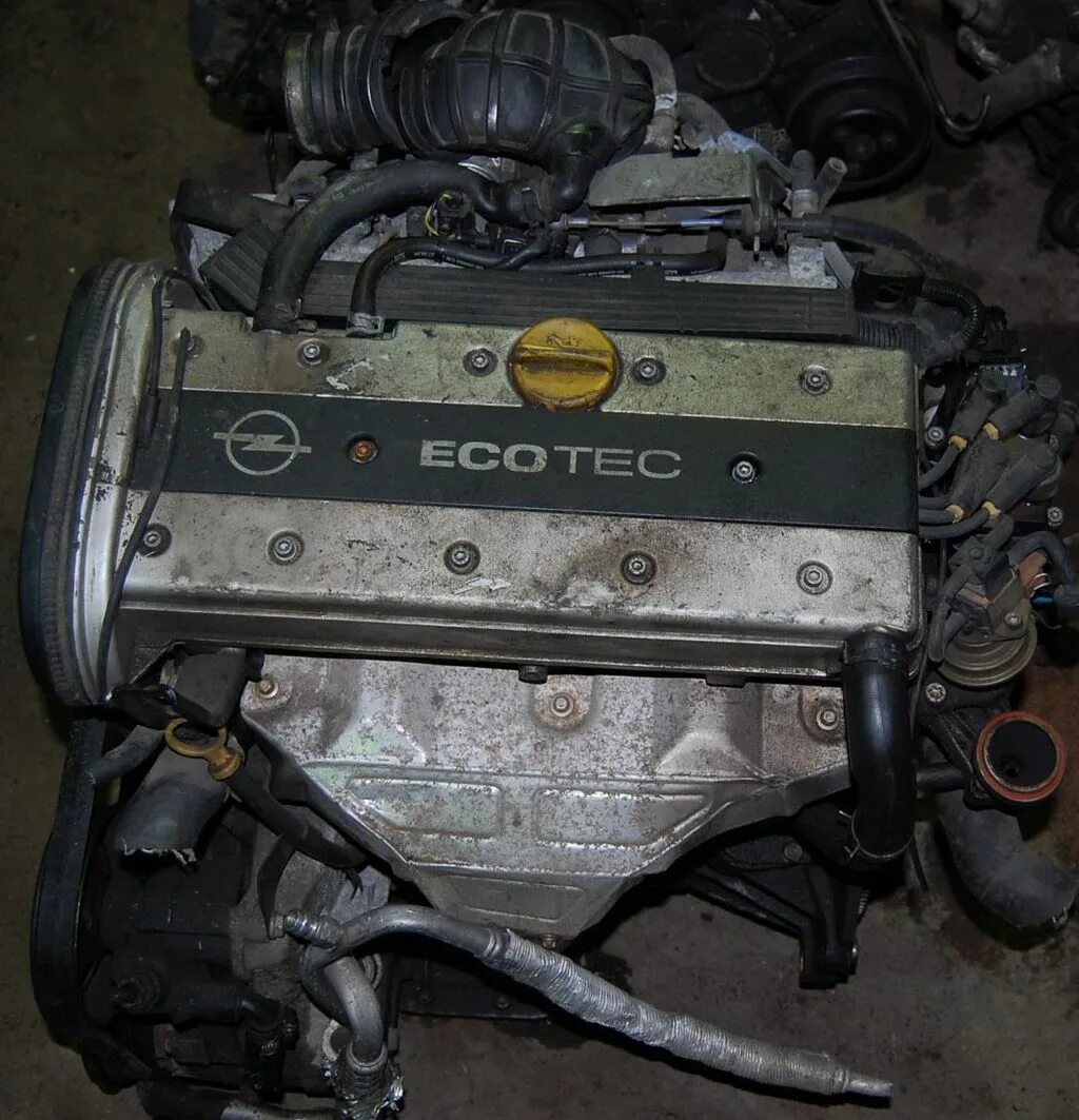 Двигатель Опель Вектра б x18xe. Мотор Opel Vectra b 1.8 x18xe 1. Двигатель на Opel Vectra b 1 8 x18xe. 1,8 Мотор на опеле Вектра.
