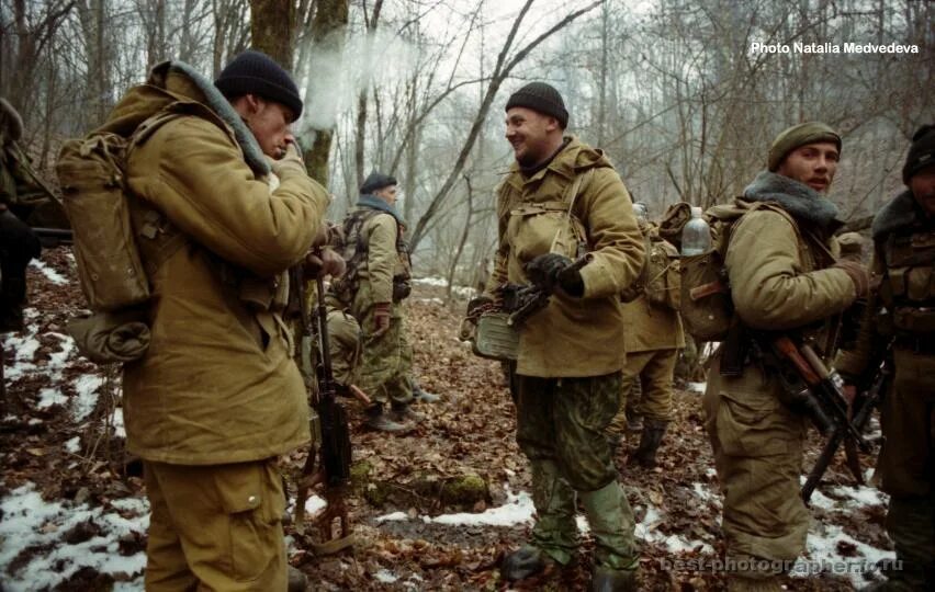 11. Видео 21 февраля. Бой под харсеноем чечня 2000. Видео 21 февраля. Батарея рсзо бм-21 «град».