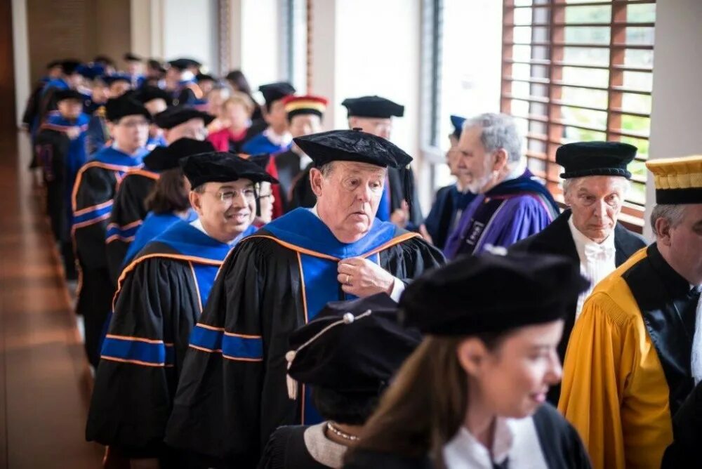 University graduation. Yale university graduation. oxford university graduation. academic regalia. graduation gowns university.