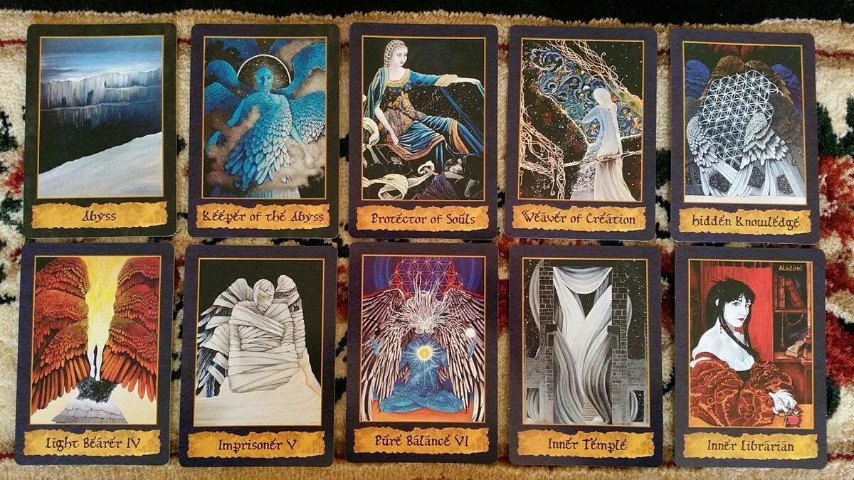 Чем отличается оракул от таро. Таро oracle tarot. карты таро оракул. таро oracle of souls. таро оракул тайн.