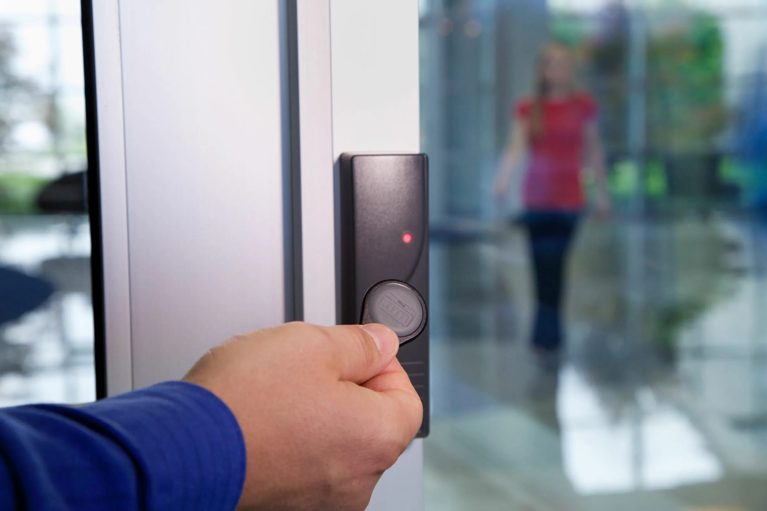 Система контроля телефон. Access Control System. Контроль доступа на строительную площадку. Магнитный замок Boxer 2017. Access Control Keyfob.