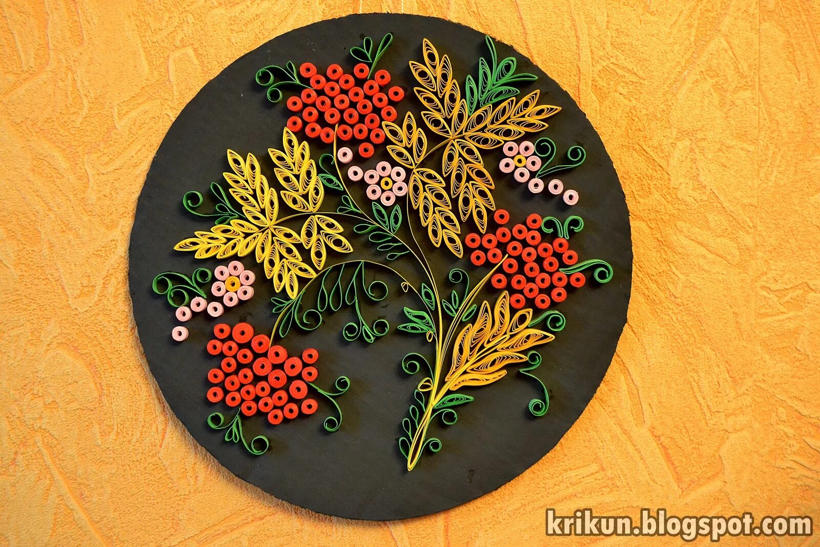 поделки в стиле хохлома для детей. хохлома своими руками. шкатулка хохлома. ларцы с хохломской росписью. декоративно прикладное искусство квиллинг.