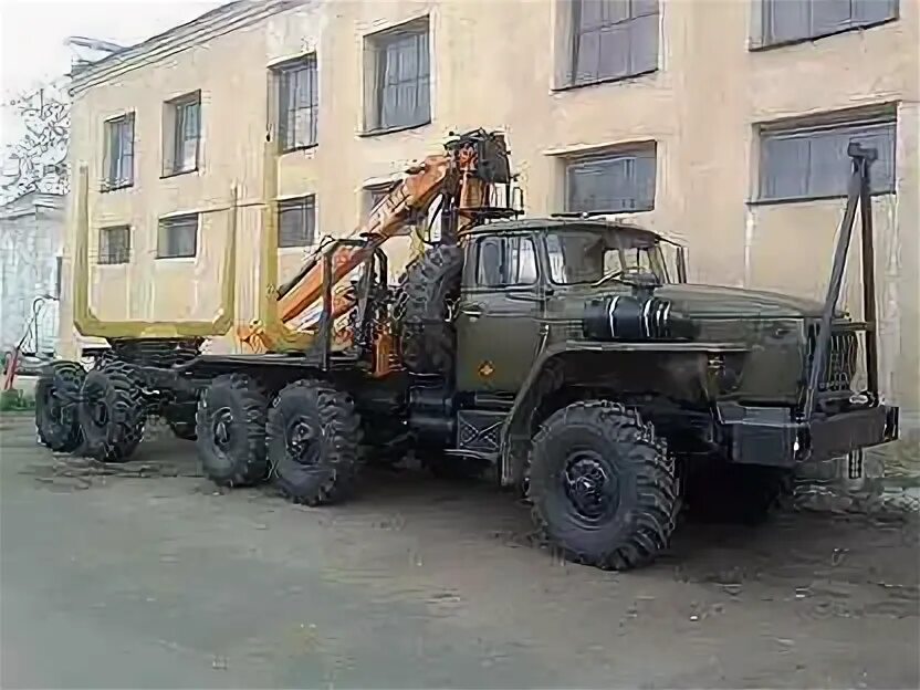Лесовоз урал б. Лесовоз урал б. Урал лесовоз с роспуском. Новый урал лесовоз с манипулятором. Урал 4320 лесовоз с гидроманипулятором.