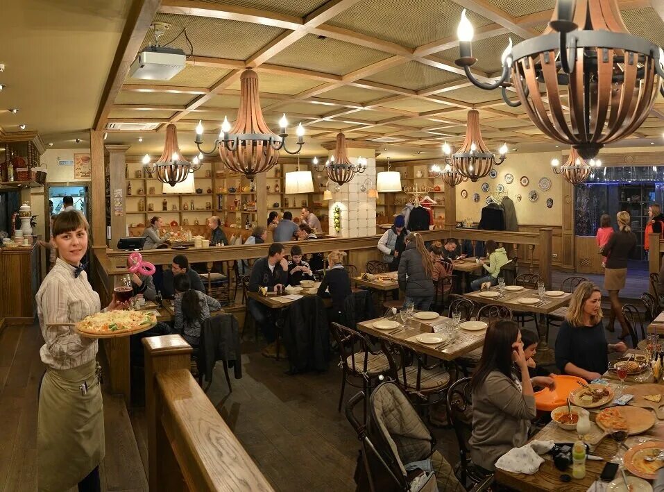 China club ресторан красина 21. Винтаж сальск бар. Грейс ресторан москва на патриарших. Ресторан на красина. Ресторан на красина.