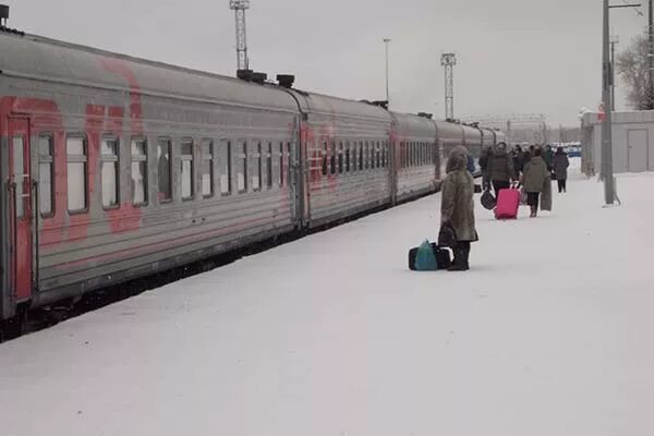 Купить билет на электричку тобольск. Электричка Тюмень Тобольск. Ласточка Тюмень Тобольск. Тюмень Тобольск ЖД электричка. Императорский вагон Тюмень Тобольск.