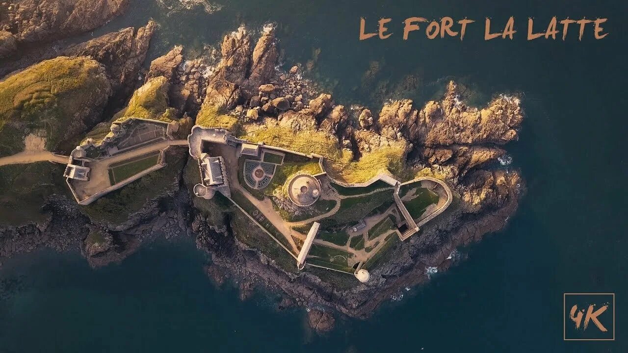 Le fort. Fort-la-Latte. Крепость ла турель Орлеан. Игра Лала Форт.