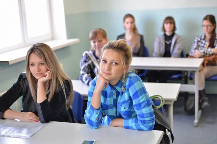 Новости студентка. Hse пермь. Гаугн факультет политологии. Студенты на лекции. Студентки.
