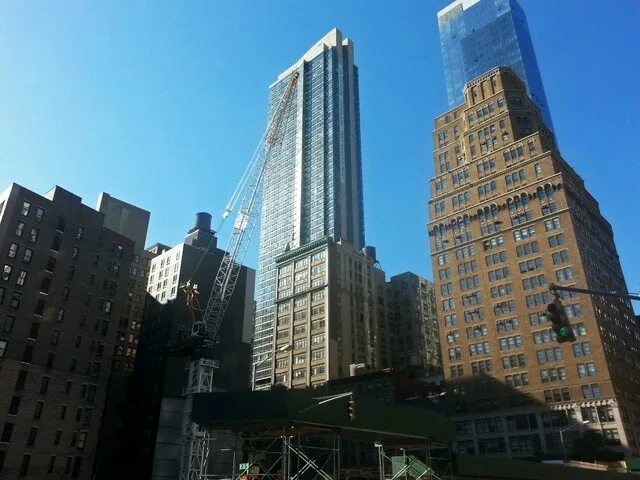6 авеню. Лексингтон-авеню (манхэттен). Магазины на манхэттене. 6th avenue. Отель черчилль нью йорк.