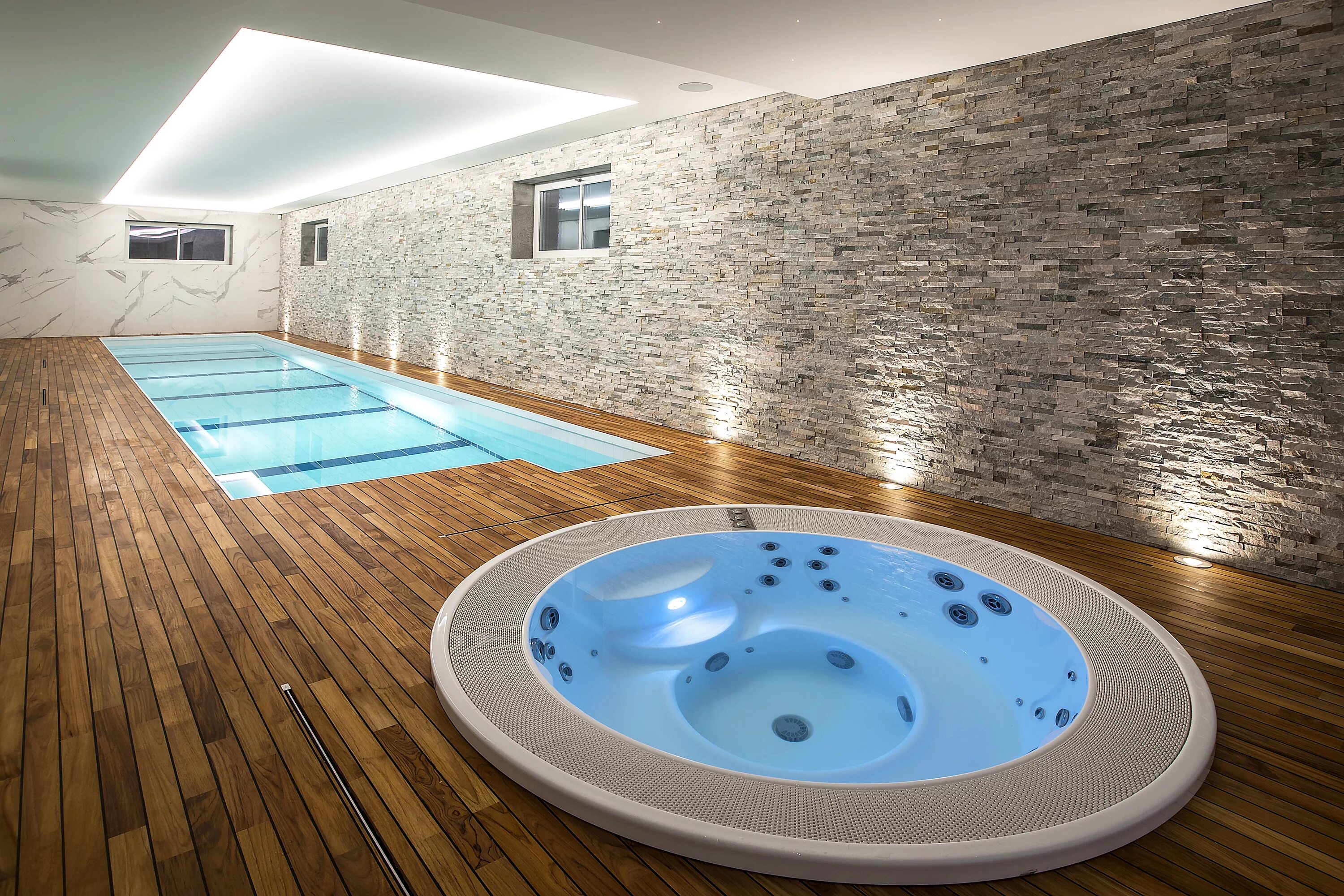 бассейн джакузи баня. бассейн джакузи баня. джакузи в подвале. джакузи в деревянном доме. мини бассейн в доме.
