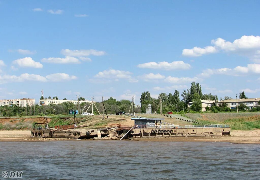 Николаевск Волгоградская область. Волгоградская область город Николаевск набережная. Николаевск Волгоградской обл Волга. Николаевск Пристань Волгоградская обл.