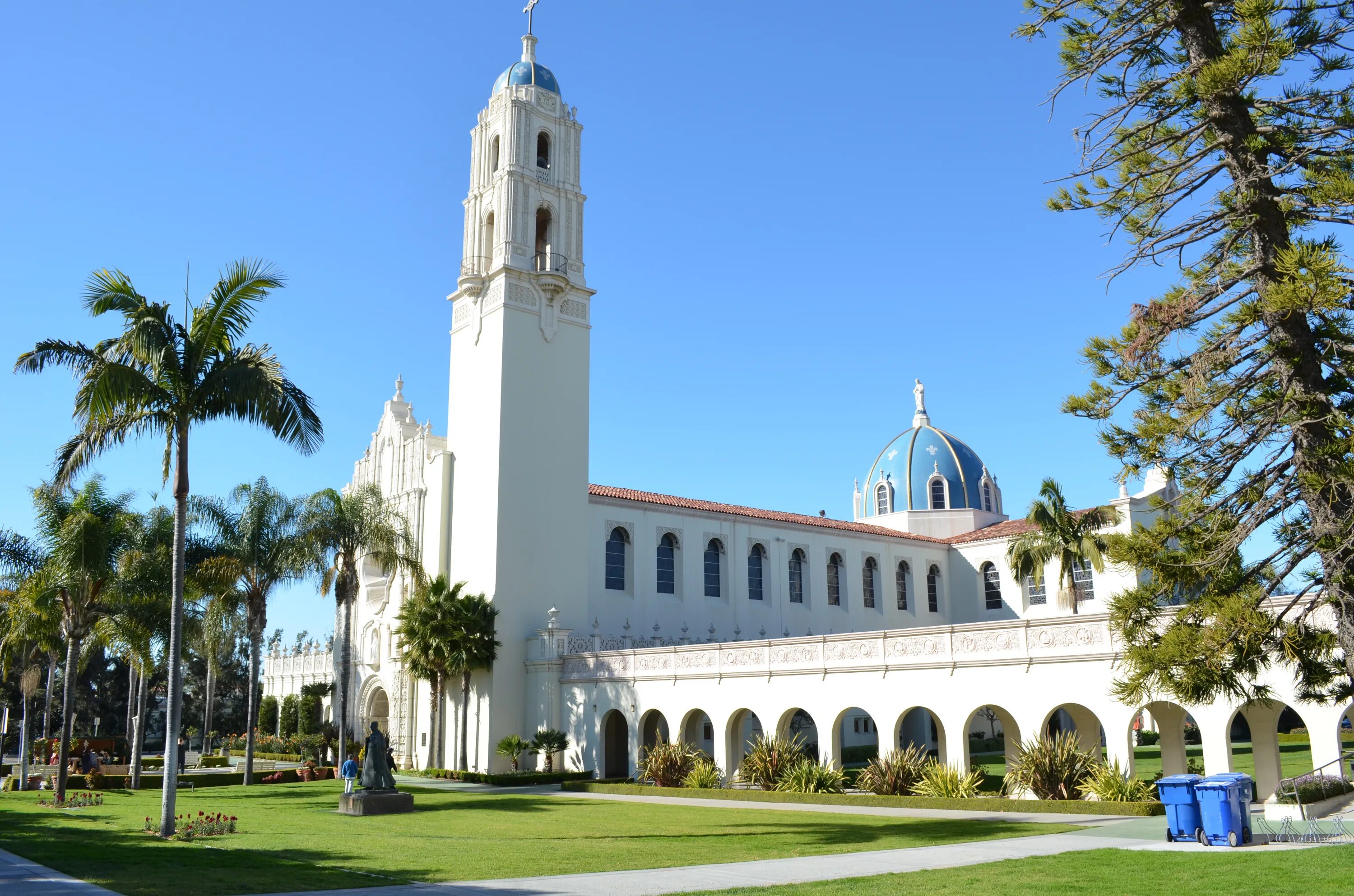 University of san diego. Университет сан диего. калифорнийский университет в сан-диего. san diego university. достопримечательности сан-диего.