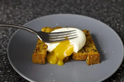 Вареные яички хлебушек консервы