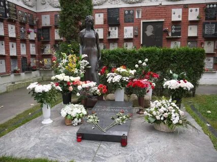 Могила горбачевой