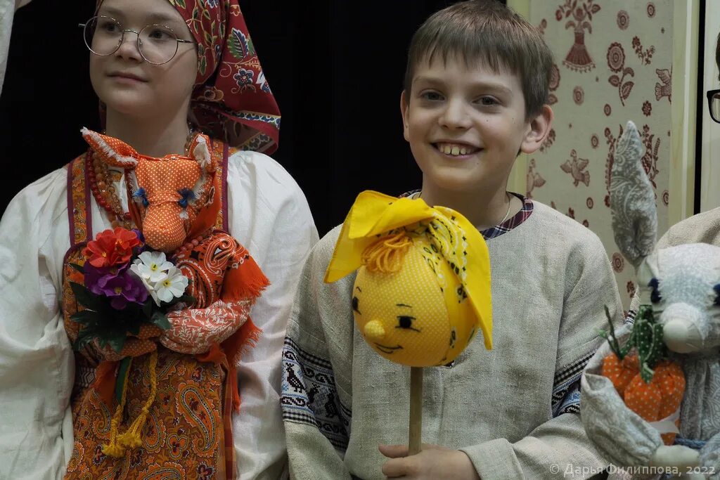 Пасхальный сценарий для воскресной. Спектакль Пасхальный Колобок. Кукольный спектакль Пасхальный Колобок. Пасха спектакль. Пасха постановка.