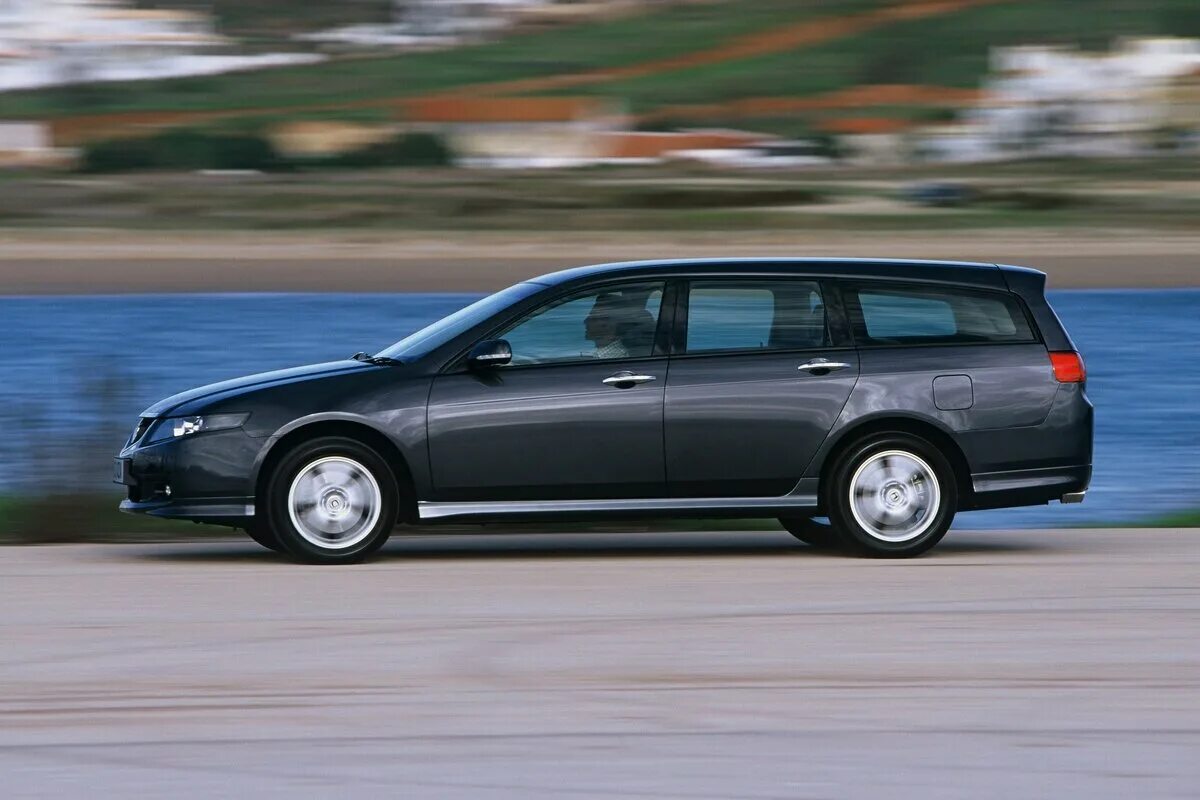 Хонда универсал. Honda Accord 7 универсал. Honda Accord 10 универсал. Honda Accord 2003 универсал. Honda Accord универсал Wagon.