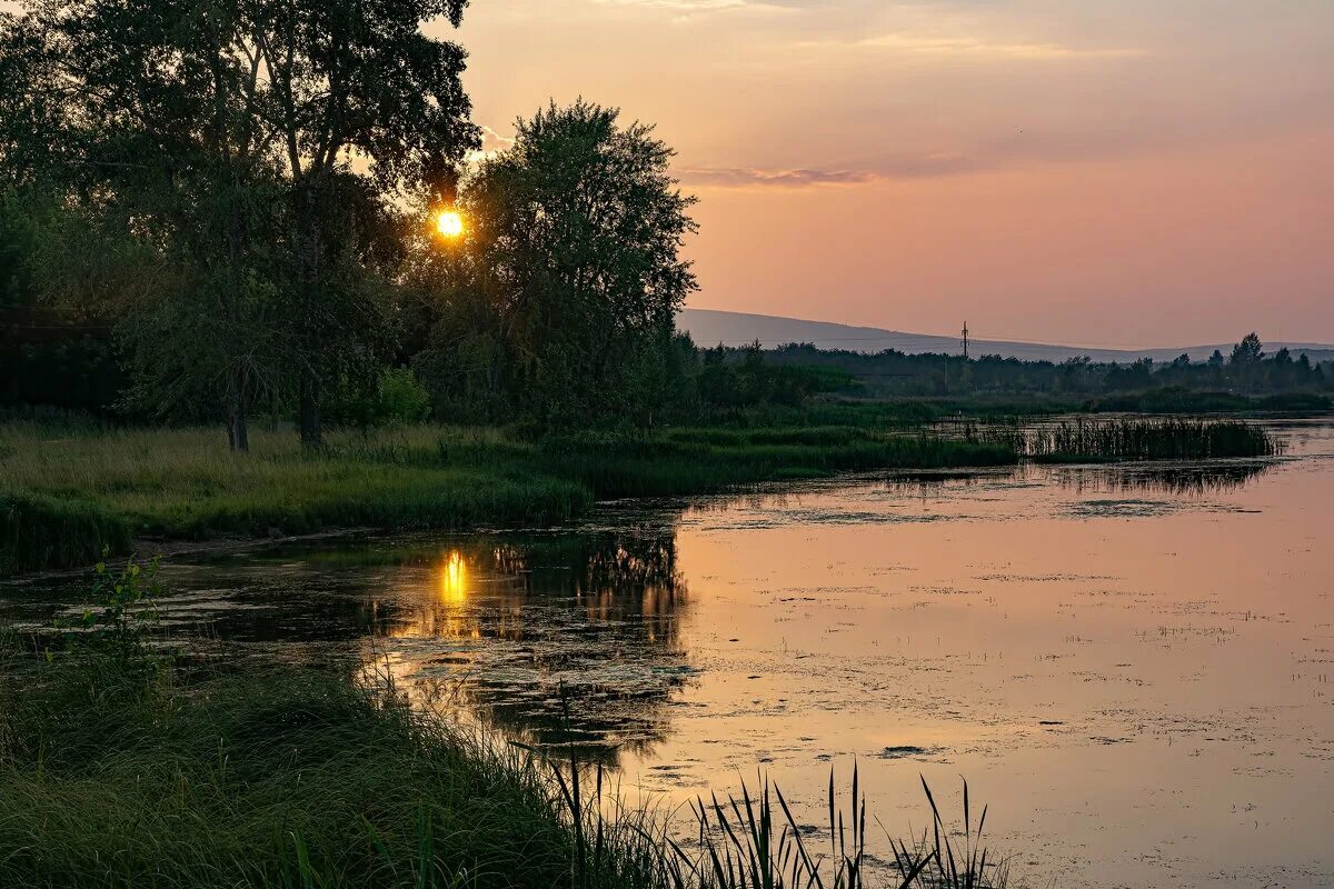 Летний вечер теплый самый был. Левитан летний вечер река. Фотопейзажи Владимира Рябкова. "Летний вечер" (ф.Тютчев, 1828 г.). Левитан летний вечер река картина.