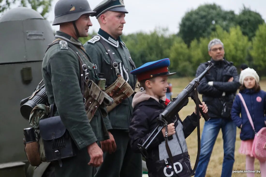 Брестская крепость 22 июня 1941. Брест 22 июня реконструкция. Брест реконструкция 22 июня 2022 года. Брестская крепость начало войны.