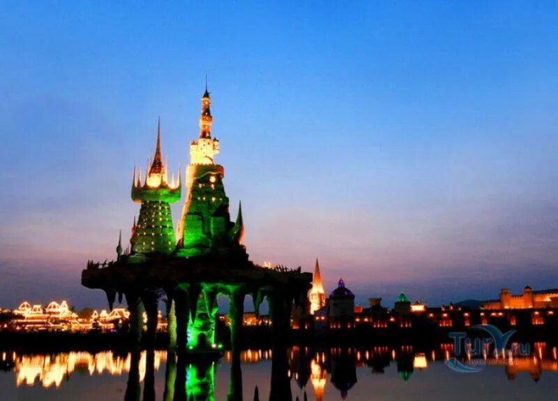 Далянь парк аттракционов. Далянь китай парк аттракционов. Dalian discovery kingdom. Dalian discovery kingdom. Далянь парк аттракционов.