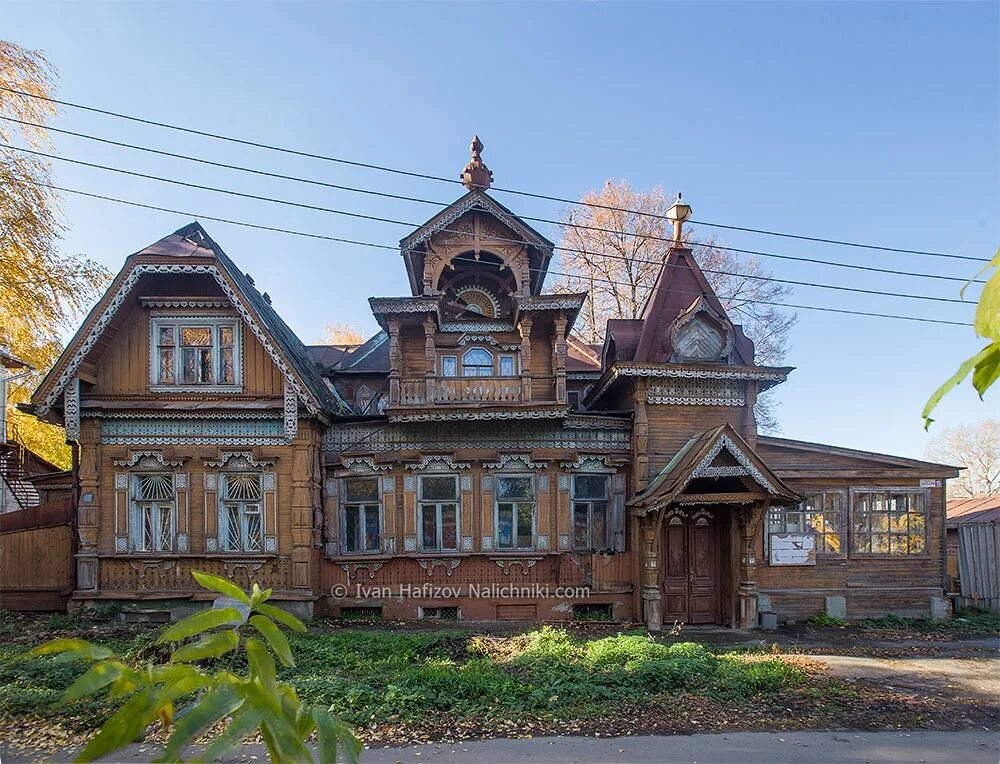 дом купца смирнова нижний новгород 19 век. деревянные дома в нижнем новгороде. нижегородская область павлово дом с мезонином. дом купца лошкарева нижний новгород. деревянный терем нижний новгород.