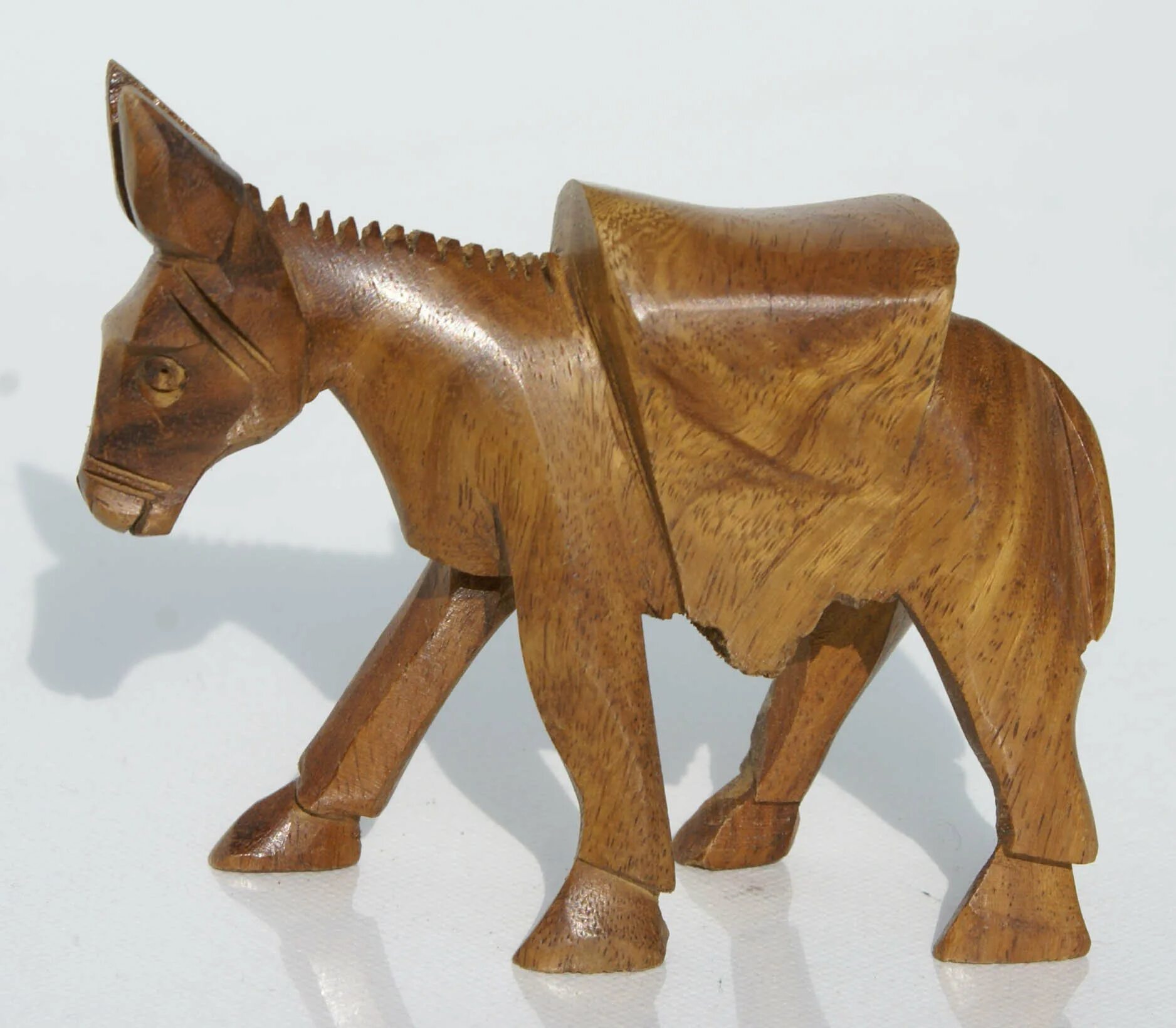 Резные деревянные фигурки животных. Деревянные игрушки звери. Плоские фигурки животных. Деревянные фигурки животных. Фигурки животных из дерева.