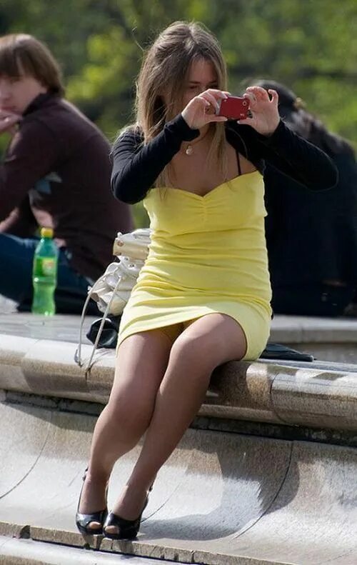 видно губы из под шорт. мария шарапова теннисистка +18. случайно засветила трусы. засвеченное фото. хорошие ракурсы - женские засветы.