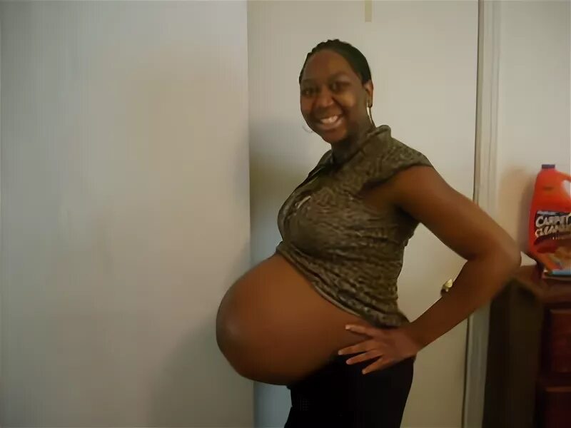 размер живота на 2 месяце беременности. боли внизу живота на ранних сроках беременности. живот у беременных на ранних сроках. изменение живота по неделям. 1 триместр беременности живот.