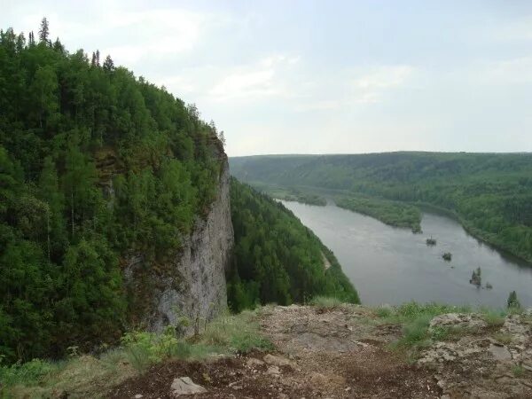 Пермский край след великана ветлан. Ветлан пермский край. Ветлан как добраться. Подъем на камень ветлан. Красновишерск камень ветлан.