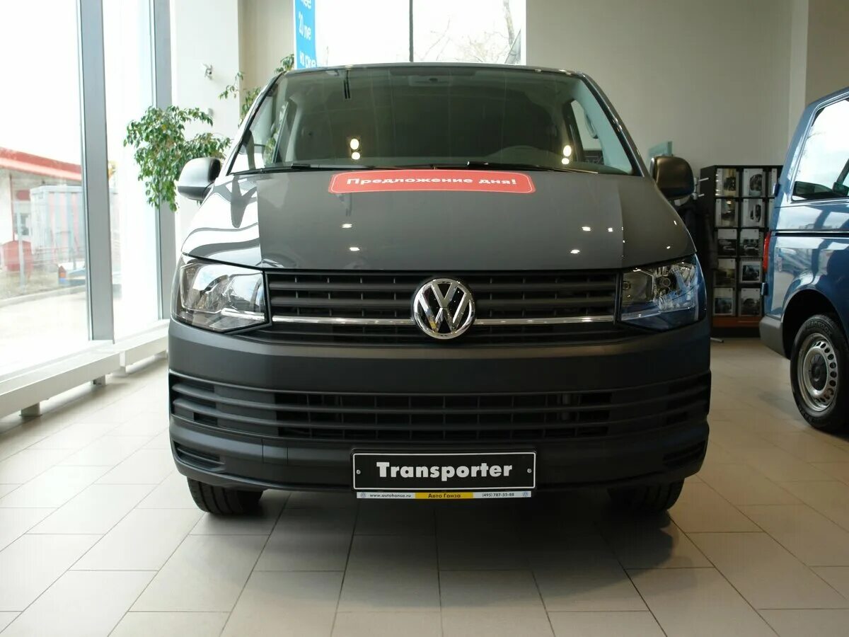 Фольксваген транспортер новый купить. VW Transporter t5 2015. Фольксваген т5 2015. Фольксваген т5 Транспортер 2015. Volkswagen Transporter t5 Рестайлинг, 2015.